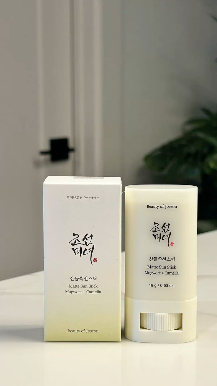 Beauty of Joseon Matte Sun Stick: Mugwort + Camellia