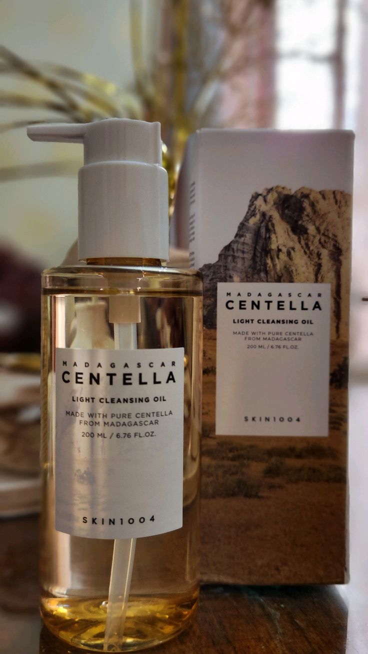 SKIN1004 Madagascar Centella Light Cleansing Oil (200ml)